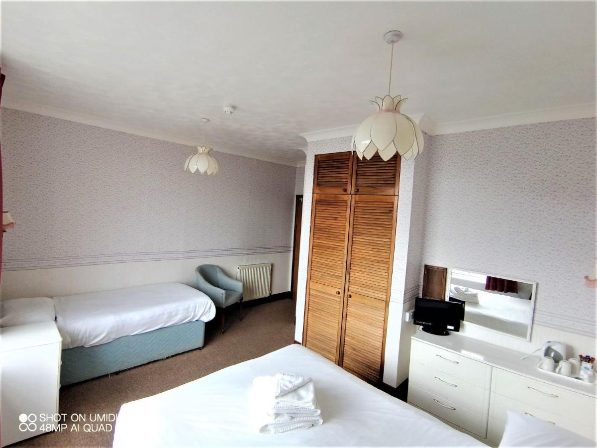 The Wight Bay Hotel - Isle Of Wight Сэнддаун Экстерьер фото