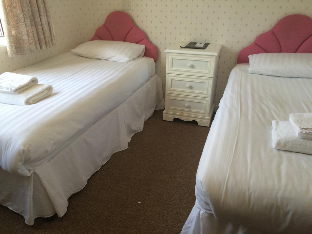The Wight Bay Hotel - Isle Of Wight Сэнддаун Номер фото
